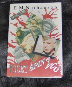 Tucet špinavců E. M. Nathanson (365712) externí sklad